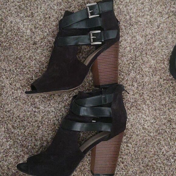 Showdazzle Ankle Boot  - Picture 2 of 5